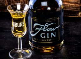 Dealclub: “Flow Gin” aus historischen Steingutfässern für 22,95 Euro